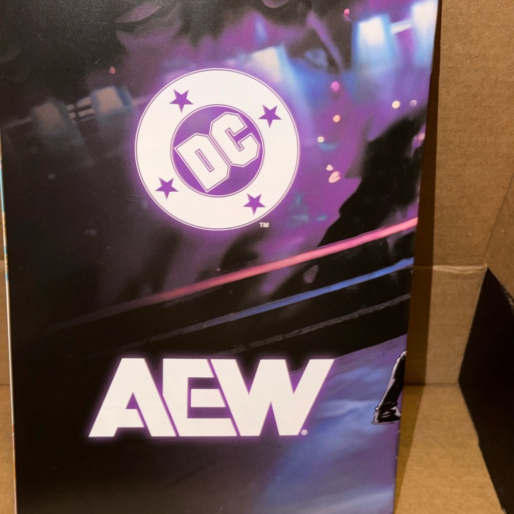 AEW Memorabilia Set - Picture 5 of 9